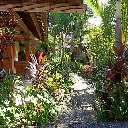 Family Guest House Ubud Extérieur photo