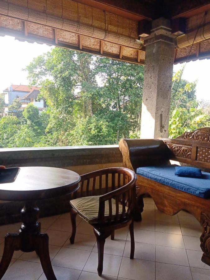 Family Guest House Ubud Extérieur photo